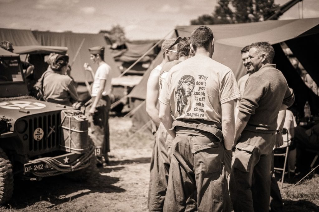 Reconstitution d’un camp américain de 1944 avec 70 participants en tenues d’époque