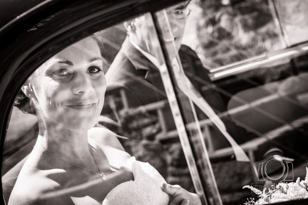 En voiture mariage au Clos du Grand Val à Baud